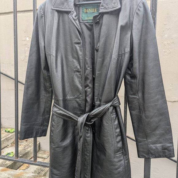 Danier Leather coat - Picture 4 of 4